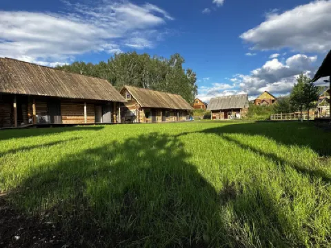 禾木花梵谷民宿（禾木景勝地） 禾木観景台周辺のホテル