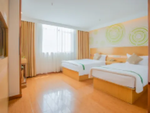 GreenTree Inn (Mengzhou Huifeng Road Hotel)