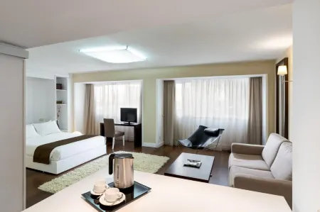 1881 Madrid Ventas Hotel