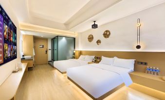 Pinmeiju Hot Spring Cinema Hotel (Dujiangyan Scenic Area South Bridge Branch)