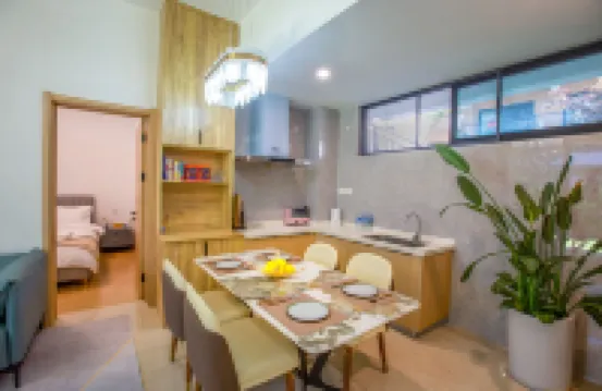 Fuxian Lake Banshan Qingpu Homestay (Starry Town)