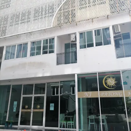 NJ Patong Hotel
