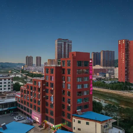 Linxian Lifetime Love Theme Hotel (Linzhou Cultural Square Branch)