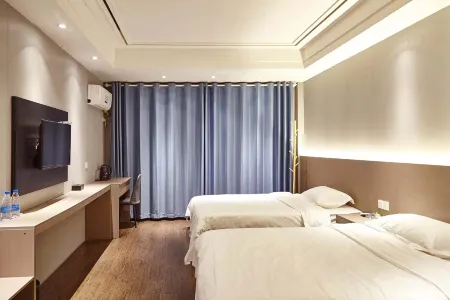 Zhangshu Huachen Hotel