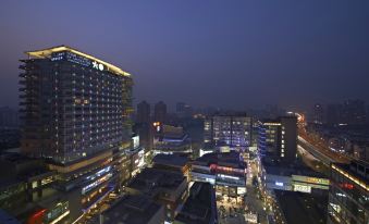 Four Points by Sheraton Shanghai Daning