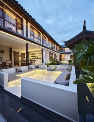 Liubai Yunqi Hotels in Lijiang