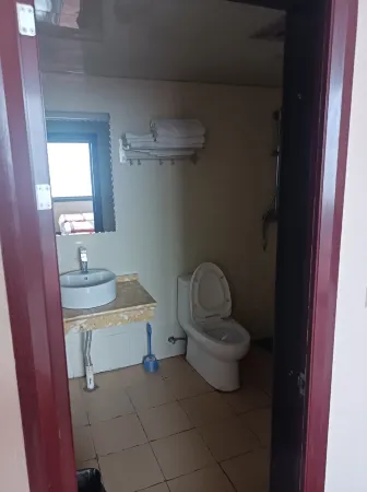 Anshun Wanjun Business Hotel Отели рядом с достопримечательностью «Guizhou Electron Technology Vocational College»