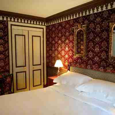 L'Hôtel Rooms