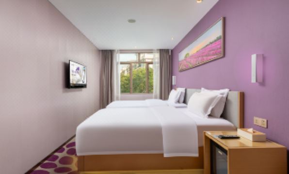 Lavande Hotel (Zhongshan Dachong Red Wood Culture Expo City) - Housity