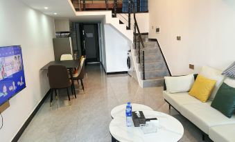 Suitetrails - 莱森Loft酒店公寓(新力银湖湾店)