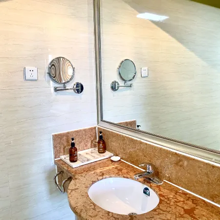 Qinglonghu Hotel