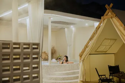 Yehaihang Coffee · Starry Private HotSpr · Lawn-Garden BBQ Boutique Homestay (Anji Cloud Grassland) 마자롱춘 주변 호텔