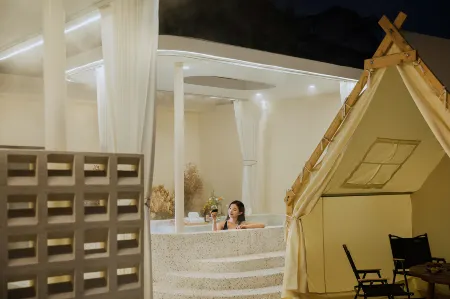 Yehaihang Coffee · Starry Private HotSpr · Lawn-Garden BBQ Boutique Homestay (Anji Cloud Grassland) Отели рядом с достопримечательностью «Chuancun»