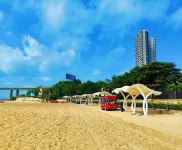 Hazens East Resort Hotel - Beach