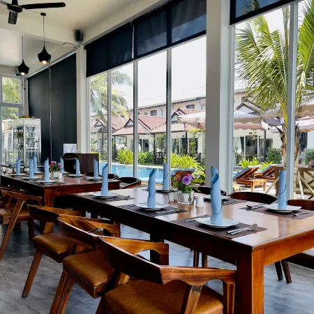 Sea Breeze Resort