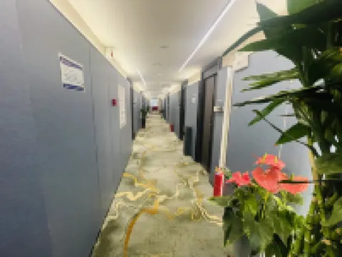 帰舎雲智セルフ式ホテル（張掖路歩行街） のホテル