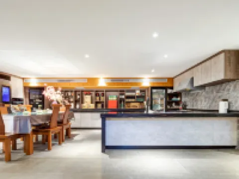 Floral Hotel·Xingmao hotel (Huayan Temple Store in Datong Ancient City Wall) Hotels in Datong