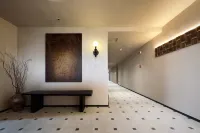 Hidden City Homestay (East Street Bell Tower Subway Station Branch)