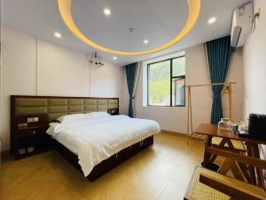 Wangshan B&B (Siguniang Mountain Branch)