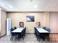 Ai E-sports Oulebao Hotel (Tengzhou Railway Station)