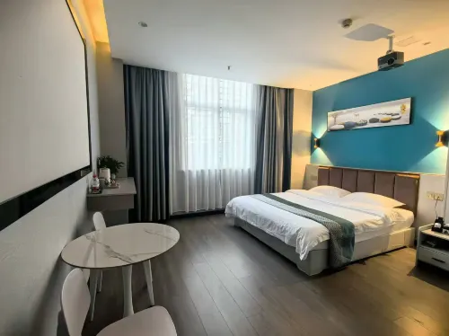 Huating Hotel
