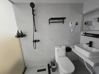Xingji Smart Hotel (Dujiangyan Scenic Area) - شرفة