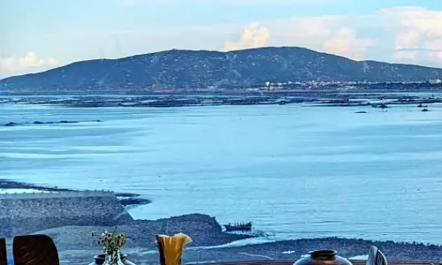 Period·Reed Sea View Boutique Hotel (Pingtan Huan Island East Road Store)