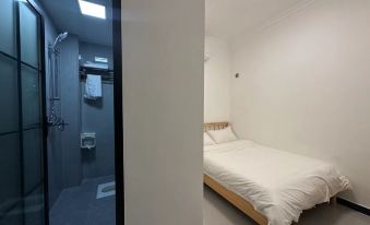 Galaxy Film & Television Hotel