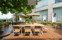 Tianmu Lake Yuhu Peninsula Hot Spring Hotel