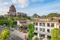 Yunyinli Hotel (Huangguoshu Waterfall Scenic Area Branch)