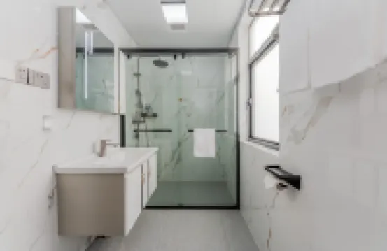 Homeinn（Shanghai Huaihaizhong Road WuKang Building）