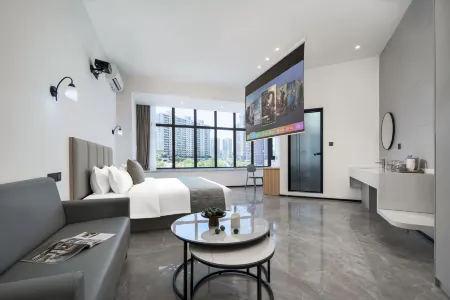 Xiyue Hotel (Fuyuan Bridge West Subway Station Store) Отели рядом с достопримечательностью «Xiufengshan Park»