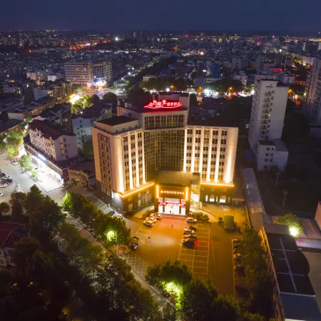 Luoshan Golden Sunshine Star Ji Hotel
