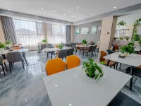 Shankee Hotel (Xuanwei Huochezhan) Hotels in Xuanwei