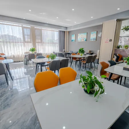 Shankee Hotel (Xuanwei Huochezhan)
