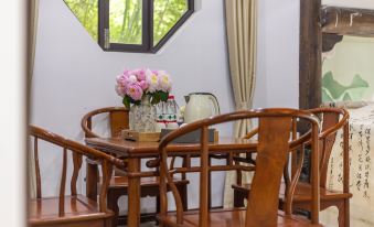 Huayinghuaxuan Art Homestay (Slender West Lake Scenic Area)