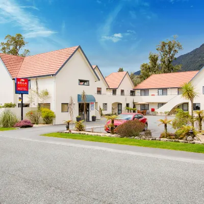 Bella Vista Motel Franz Josef Glacier Hotel dekat West Coast Wildlife Centre