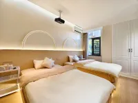 Xiyou Homestay (Zhonglou West Street Branch)