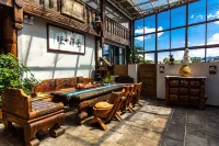 Lijiang LiuLigong 360 degrees Hot Spring Hotel