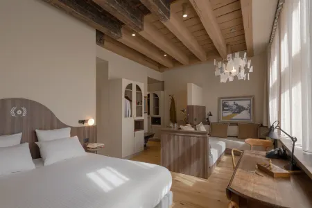 Académie Hôtel Lyon Отели рядом с достопримечательностью «Парк Тет д'Ор»