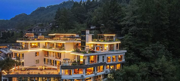 Qingchenshan guanshanyubo Hot spring Home stay Hotéis em Dujiangyan