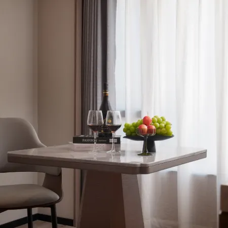 NEO ISLE Hotel (Guilin Liangjiang Sihu Xiangbishan)