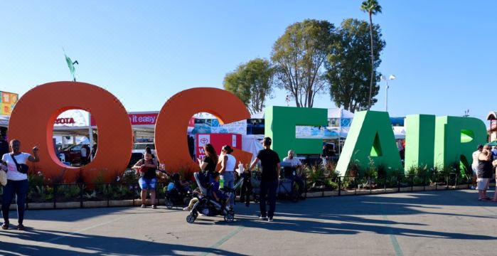 Breakfast and Dining