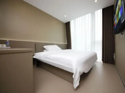 Mo Fashion Hotel (Zhangyicun) Hotels in ABP (Advanced Business Park), Fengtai Sportzentrum, Nangong