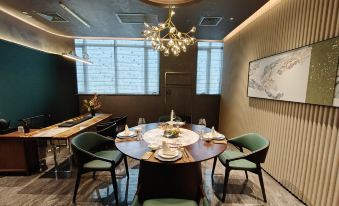 Grand Kingtown Hotel BeijingBeijing West Railway (Station Lize Business District)