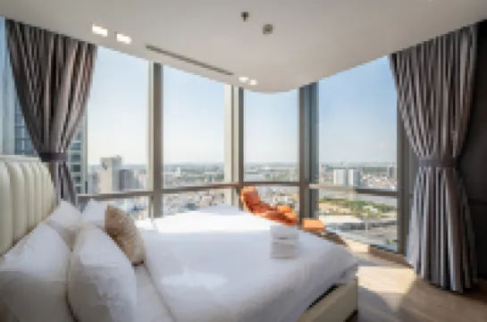 Luxury Home Landmark 81