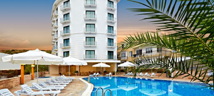 Ayvalik Cinar Hotel Hotele w: Ayvalık