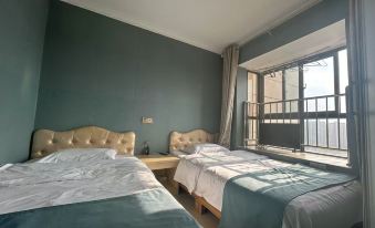 Seven o'clock Theme Guesthouse