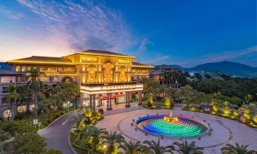 Dragon Bay Natural Hot Spring Resort