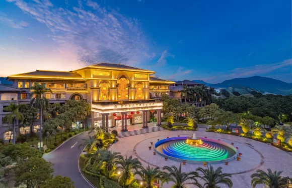 清遠佛岡聚龍灣天然温泉度假村